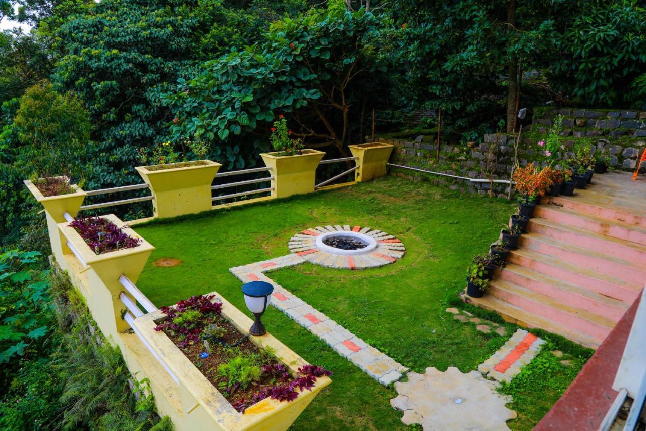 Hotel Jk Grand Yercaud Exterior photo
